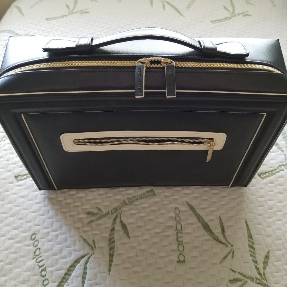 Make up case / bag - Picture 4 of 8